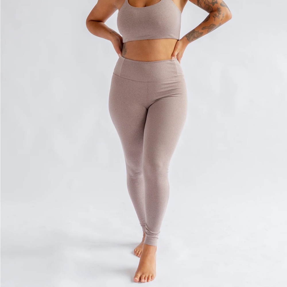 Girlfriend Collective Float High Rise Leggings Sz Medium NWT
